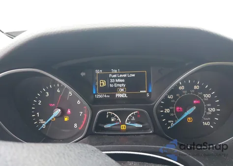 2016 Ford Focus Se z USA, uszkodzony, nr VIN 1FADP3F27GL201870